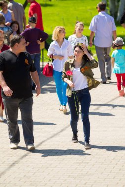 Shymkent, Kazakistan 9 Mayıs 2017: Ölümsüz alayı. Halk festivaller insan. Büyük Vatanseverlik Savaşı 1941-1945, Kızıl Ordu ve Sovyet halkının Zafer Bayramı.