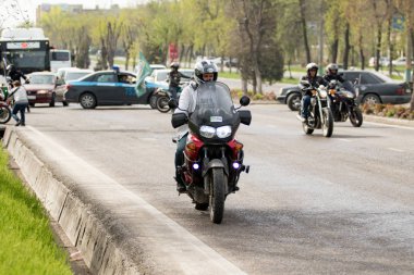 Shymkent, Kazakistan - 15 Şubat 2017: Motosiklet motorcu sezon açılış 15 Mart 2017 yılında Çimkent