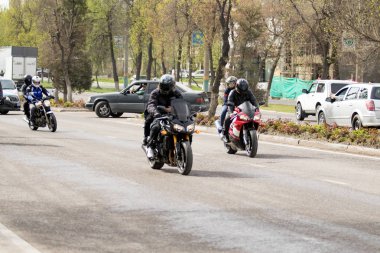 Shymkent, Kazakistan - 15 Şubat 2017: Motosiklet motorcu sezon açılış 15 Mart 2017 yılında Çimkent