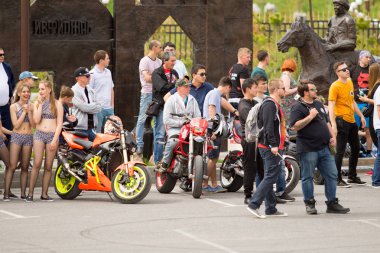 Shymkent, Kazakistan - 15 Şubat 2017: Motosiklet motorcu sezon açılış 15 Mart 2017 yılında Çimkent