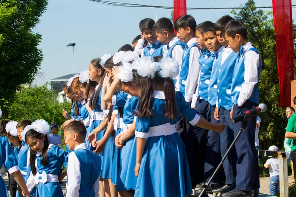 Shymkent Kasachstan Mai 2017 Unsterbliches Regiment Volksfeste Der Menschen Das — Stockfoto