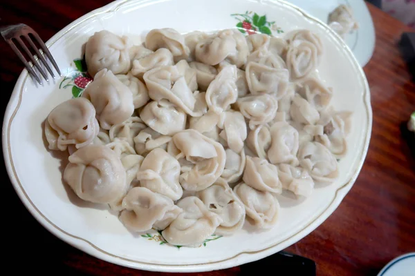 Dumplings Een Plaat Voedsel — Stockfoto