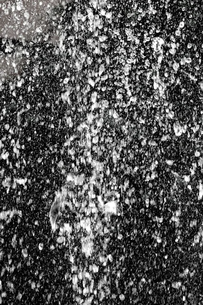 Разбрызгивание Воды Фокусе Черном Фоне — стоковое фото