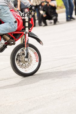 Shymkent, Kazakistan - 15 Şubat 2017: Motosiklet motorcu sezon açılış 15 Mart 2017 yılında Çimkent