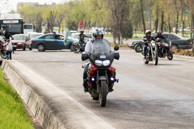 Shymkent, Kazakistan - 15 Şubat 2017: Motosiklet motorcu sezon açılış 15 Mart 2017 yılında Çimkent