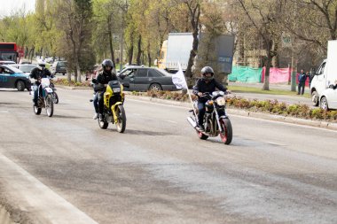 Shymkent, Kazakistan - 15 Şubat 2017: Motosiklet motorcu sezon açılış 15 Mart 2017 yılında Çimkent