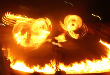 Uzun pozlama üzerinde hareket yangında