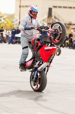 Shymkent, Kazakistan - 15 Şubat 2017: Motosiklet motorcu sezon açılış 15 Mart 2017 yılında Çimkent