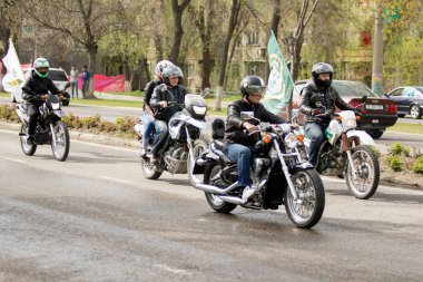 Shymkent, Kazakistan - 15 Şubat 2017: Motosiklet motorcu sezon açılış 15 Mart 2017 yılında Çimkent