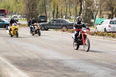 Shymkent, Kazakistan - 15 Şubat 2017: Motosiklet motorcu sezon açılış 15 Mart 2017 yılında Çimkent