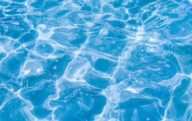 Su havuzu arka planda