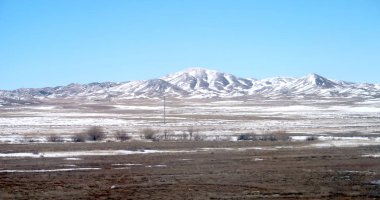 Kar bahar bozkır hills
