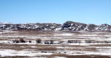 Kar bahar bozkır hills