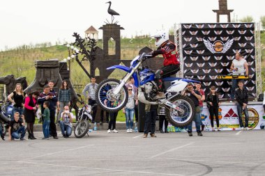 Shymkent, Kazakistan - 15 Şubat 2017: Motosiklet motorcu sezon açılış 15 Mart 2017 yılında Çimkent