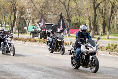 Shymkent, Kazakistan - 15 Şubat 2017: Motosiklet motorcu sezon açılış 15 Mart 2017 yılında Çimkent
