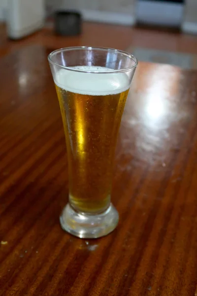 Copo Cerveja Com Gotas — Fotografia de Stock