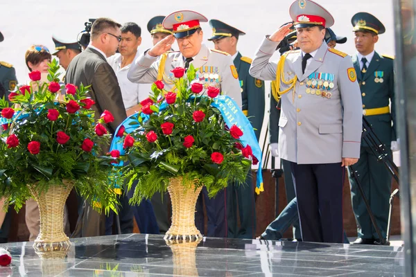 Shymkent Kasachstan Mai 2017 Unsterbliches Regiment Volksfeste Der Menschen Das — Stockfoto