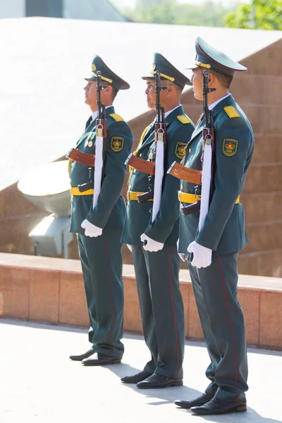 Shymkent Kazakhstan Maio 2017 Regimento Imortal Festivais Populares Pessoas Festa — Fotografia de Stock