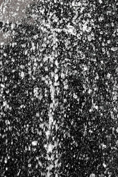 Разбрызгивание Воды Фокусе Черном Фоне — стоковое фото