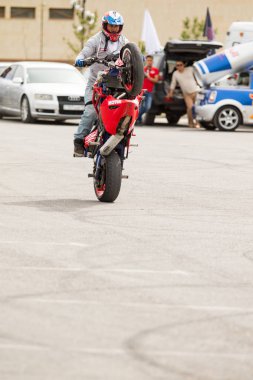 Shymkent, Kazakistan - 15 Şubat 2017: Motosiklet motorcu sezon açılış 15 Mart 2017 yılında Çimkent