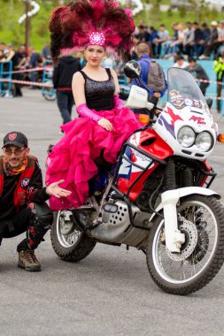 Shymkent, Kazakistan - 15 Şubat 2017: Motosiklet motorcu sezon açılış 15 Mart 2017 yılında Çimkent