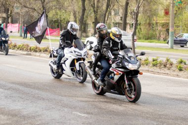 Shymkent, Kazakistan - 15 Şubat 2017: Motosiklet motorcu sezon açılış 15 Mart 2017 yılında Çimkent