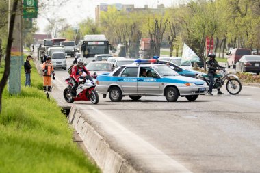 Shymkent, Kazakistan - 15 Şubat 2017: Motosiklet motorcu sezon açılış 15 Mart 2017 yılında Çimkent