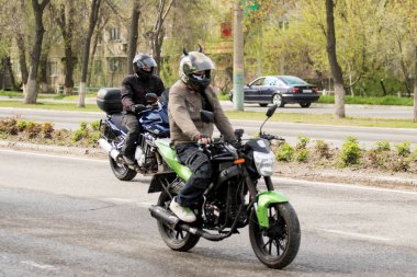 Shymkent, Kazakistan - 15 Şubat 2017: Motosiklet motorcu sezon açılış 15 Mart 2017 yılında Çimkent