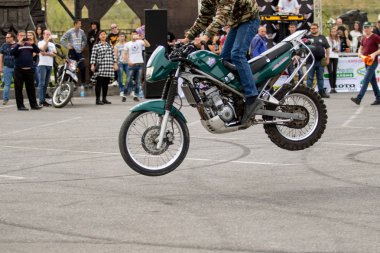 Shymkent, Kazakistan - 15 Şubat 2017: Motosiklet motorcu sezon açılış 15 Mart 2017 yılında Çimkent