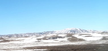 Kar bahar bozkır hills