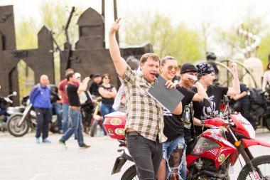 Shymkent, Kazakistan - 15 Şubat 2017: Motosiklet motorcu sezon açılış 15 Mart 2017 yılında Çimkent