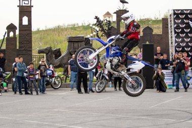 Shymkent, Kazakistan - 15 Şubat 2017: Motosiklet motorcu sezon açılış 15 Mart 2017 yılında Çimkent