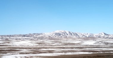 Kar bahar bozkır hills