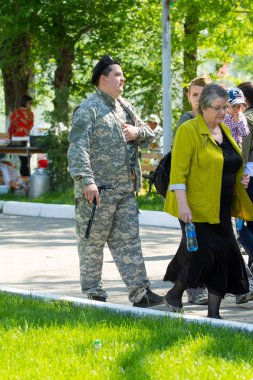 Shymkent, Kazakistan 9 Mayıs 2017: Ölümsüz alayı. Halk festivaller insan. Büyük Vatanseverlik Savaşı 1941-1945, Kızıl Ordu ve Sovyet halkının Zafer Bayramı.