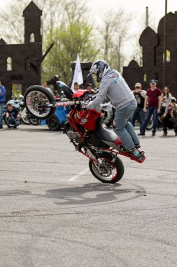 Shymkent, Kazakistan - 15 Şubat 2017: Motosiklet motorcu sezon açılış 15 Mart 2017 yılında Çimkent