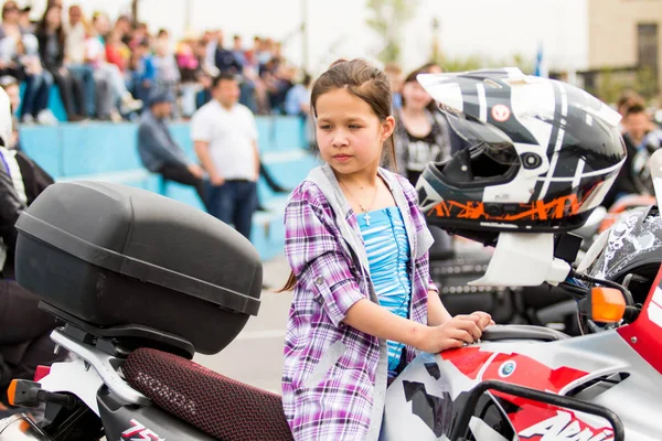 Szymkent Kazachstan Marzec 2017 Motocykle Otwarciu Sezonu Rowerzysta Mieście Szymkent — Zdjęcie stockowe