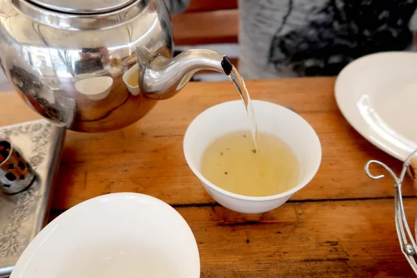 Grüner Tee Wasserkocher — Stockfoto