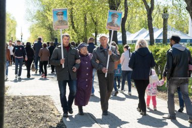 Petropavlovsk 9 Mayıs 2016: sakinleri unutulmaz Alayı 