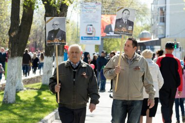 Petropavlovsk 9 Mayıs 2016: sakinleri unutulmaz Alayı 