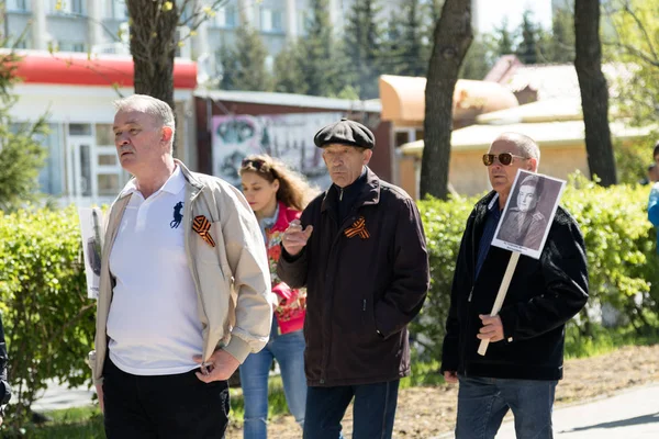 Petropavlovsk 9 Mayıs 2016: sakinleri unutulmaz Alayı 