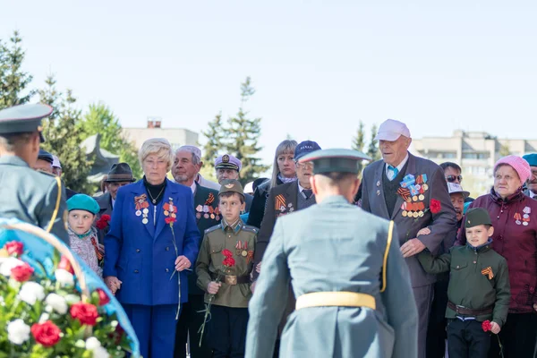 Petropavlovsk 9 Mayıs 2016: sakinleri unutulmaz Alayı 