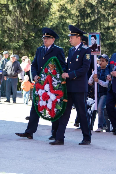 Petropavlovsk 9 Mayıs 2016: sakinleri unutulmaz Alayı 