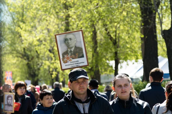 Petropavlovsk 9 Mayıs 2016: sakinleri unutulmaz Alayı 