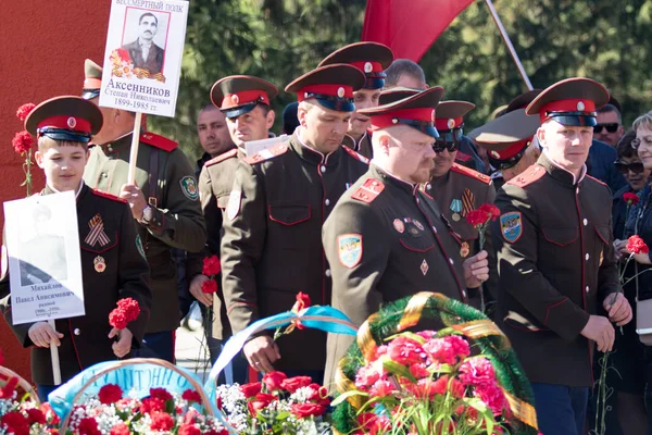 Petropavlovsk 9 Mayıs 2016: sakinleri unutulmaz Alayı 