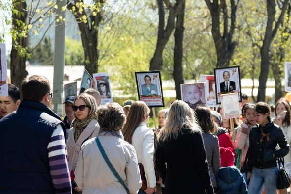 Petropavlovsk 9 Mayıs 2016: sakinleri unutulmaz Alayı 