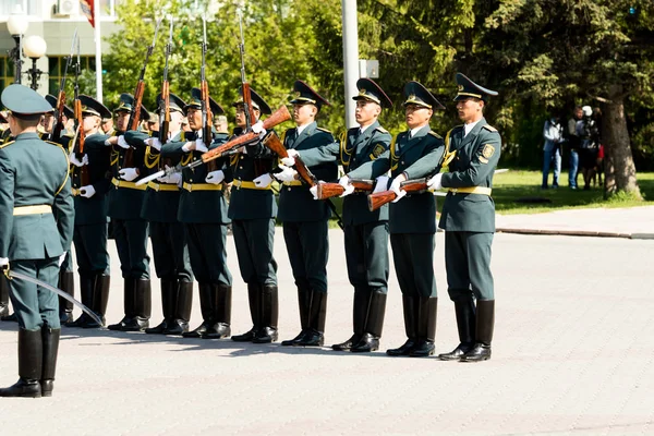 Petropavlovsk Mai 2016 Feiertag Verteidiger Des Vaterlandes Der Mai Kasachstan — Stockfoto