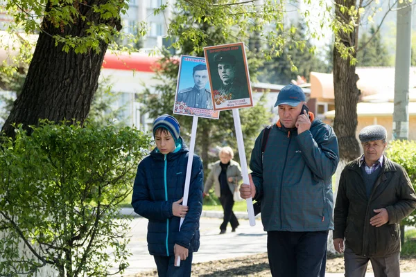 Petropavlovsk 9 Mayıs 2016: sakinleri unutulmaz Alayı 