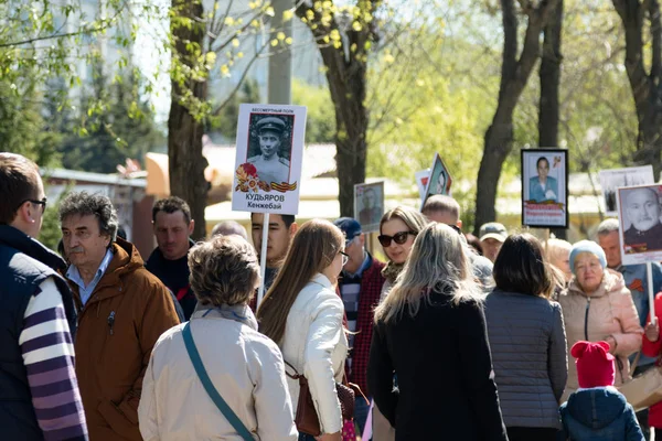 Petropavlovsk 9 Mayıs 2016: sakinleri unutulmaz Alayı 