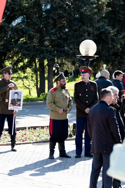 Petropavlovsk 9 Mayıs 2016: sakinleri unutulmaz Alayı 