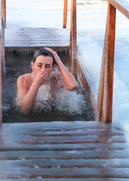 Pietropawłowsk Kazachstan Stycznia 2018 Christian Wakacje Chrzest Pański Ludzie Kąpiele — Zdjęcie stockowe